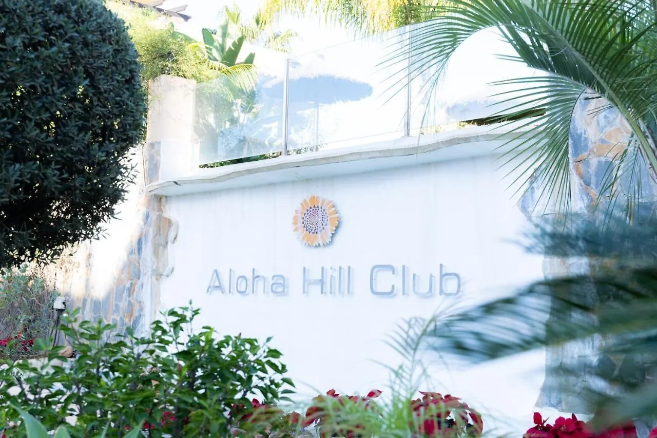 Luxury 2 Bedroom Apartment, Close To The Sea And The Golf Course, Aloha Hills Club Property Marbella Apartment